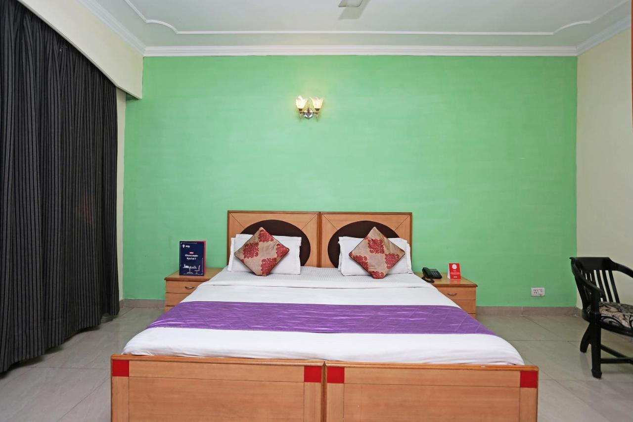 Oyo Near Mg Road Near Aravali Biodiversity Park Gurgaon Exterior foto